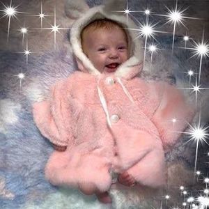 Meet your Posher, Sabrina